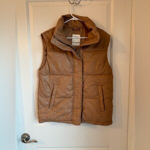 Abercrombie & Fitch Tan Puffer Vest